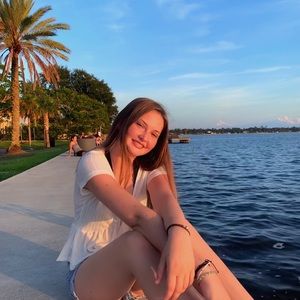 Meet your Posher, Grace